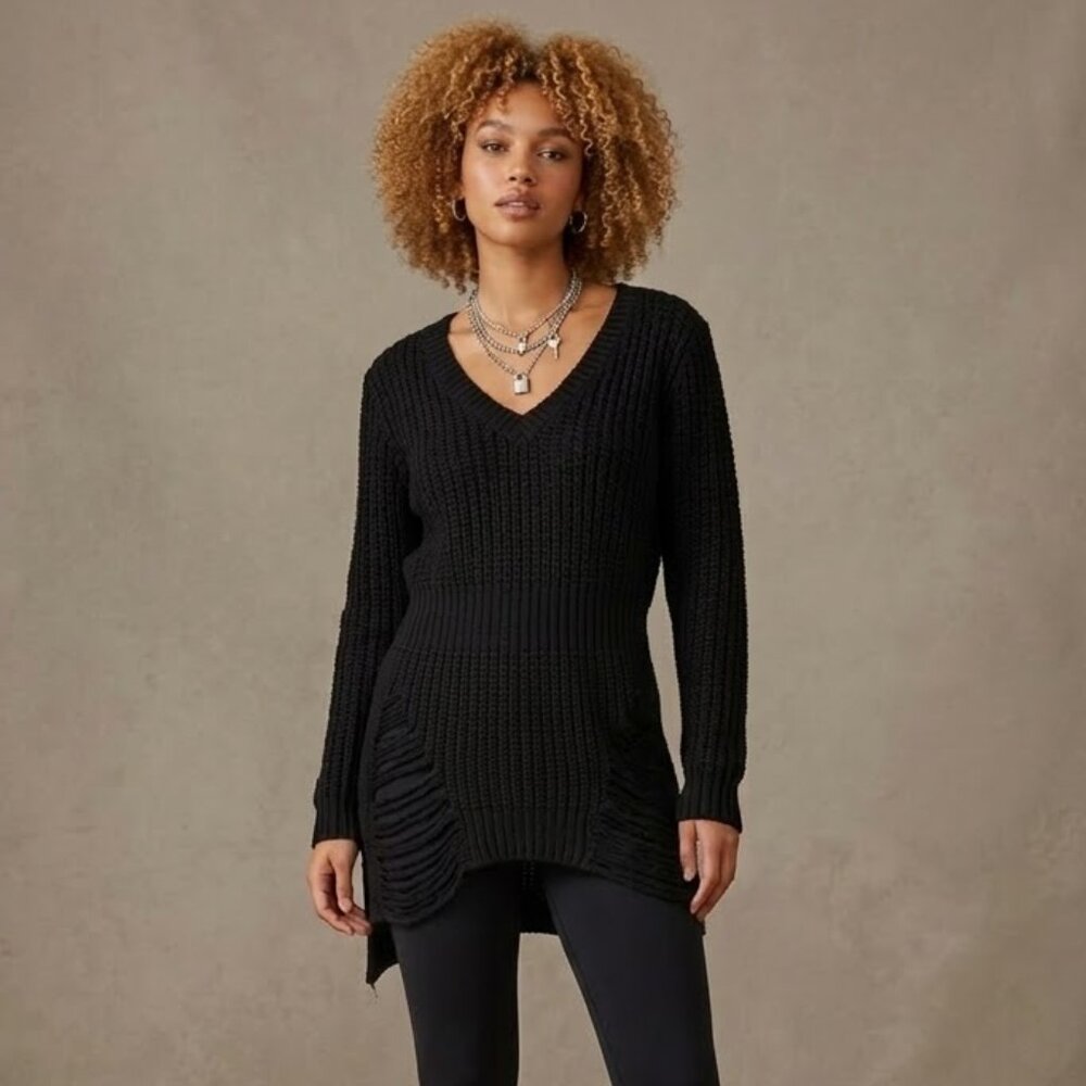 Black V-Neck Ribbed Tunic Sweater - Women